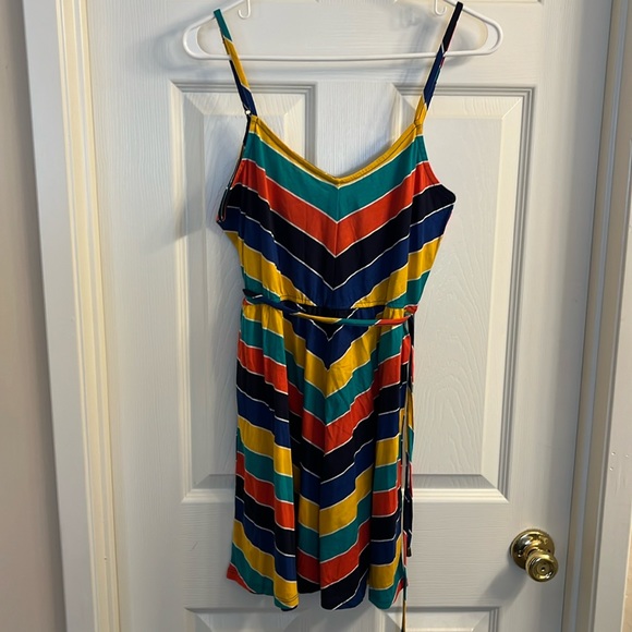 Forever 21 Dresses & Skirts - NWT FOREVER 21 multicolor dress